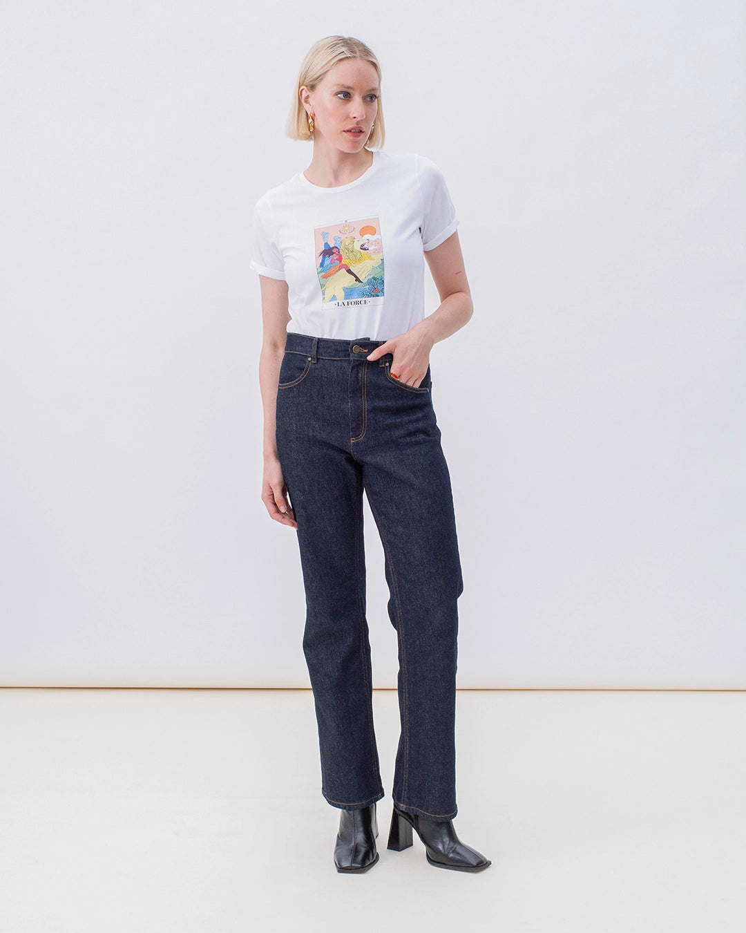 17h10_tshirt_tailleurfemme_tarot_force_marseille_cotonbiologique_gots_colore_confortable_matierenaturelle_ethique_decontracte_dessinzoom